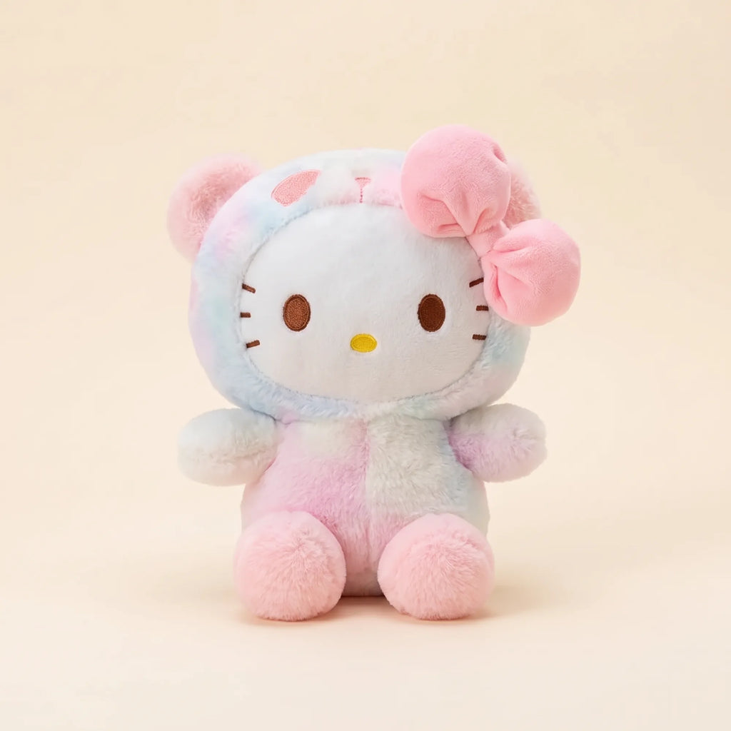 Peluche tie-dye déguisée en ourson Sanrio Characters 25 cm, vue studio