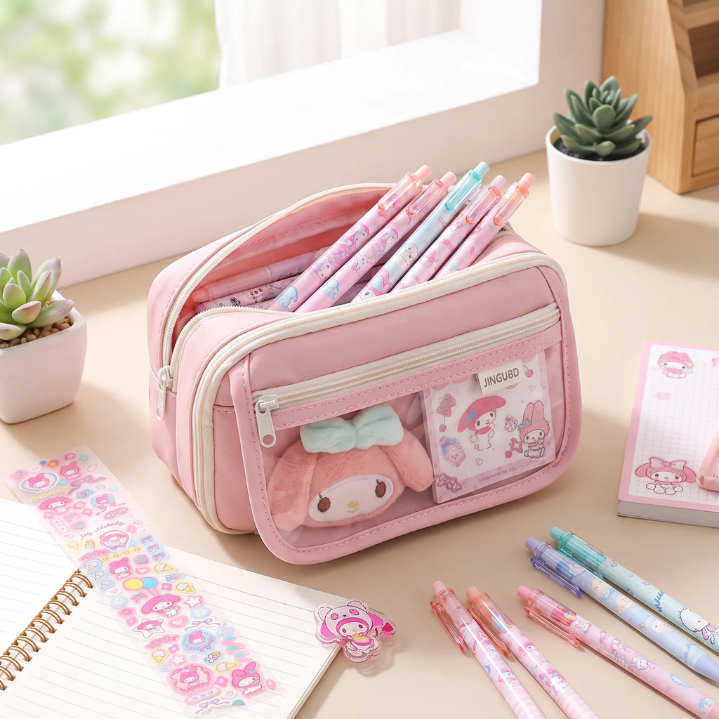 Trousse à 9 compartiments Cinnamoroll, My Melody ou Kuromi, en situation