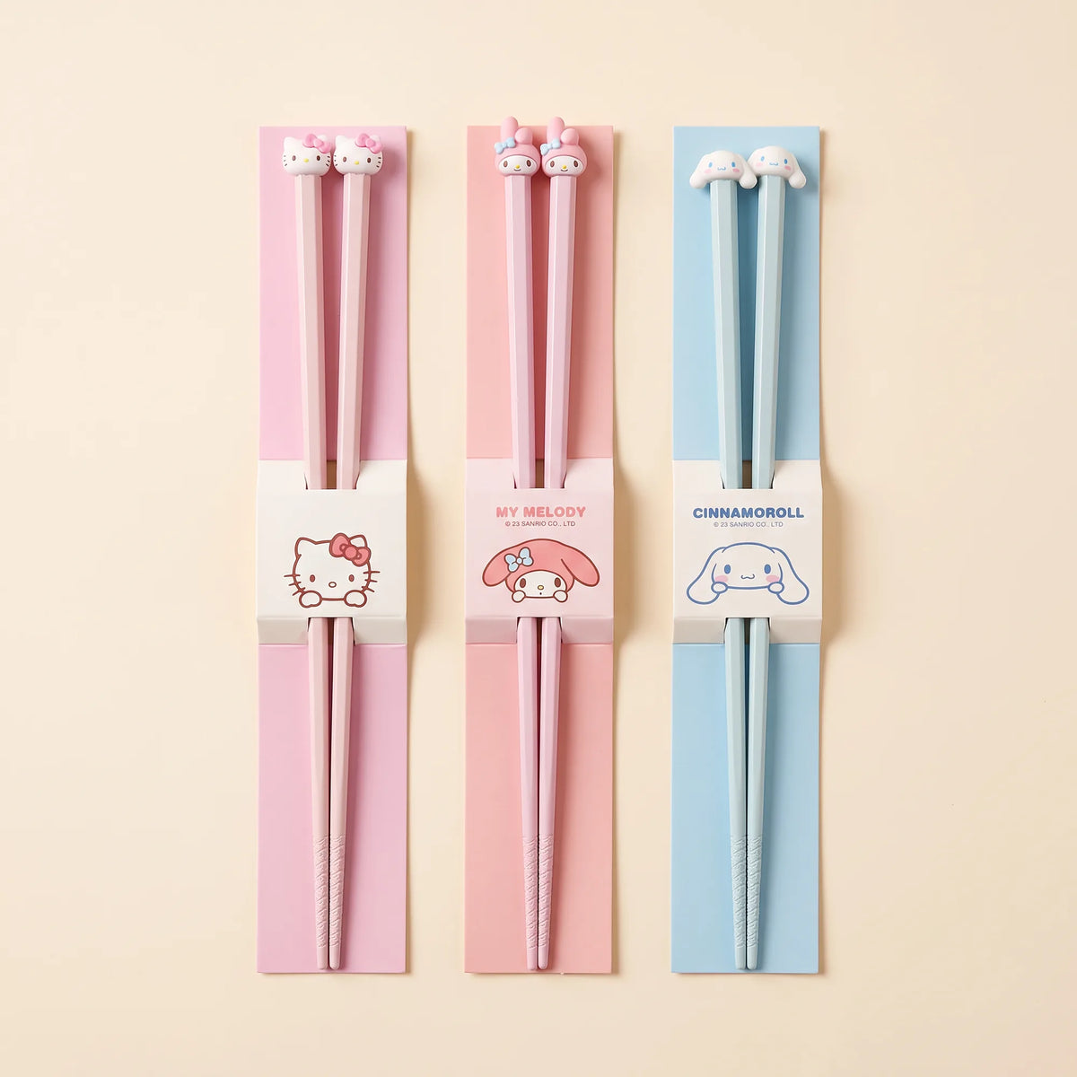 Baguettes en alliage Hello Kitty, My Melody ou Cinnamoroll, vue studio