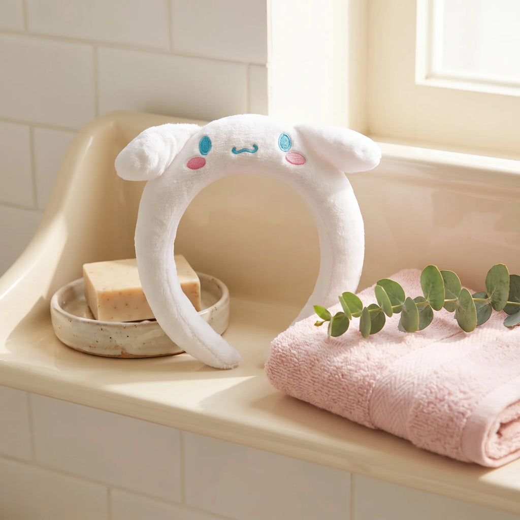 Bandeau spa en peluche Cinnamoroll, My Melody, Pompompurin ou Kuromi, en situation