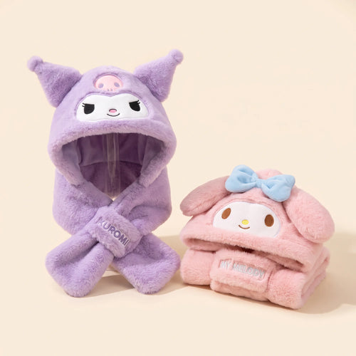 Bonnet-écharpe en peluche Kuromi, Cinnamoroll ou My Melody, vue studio