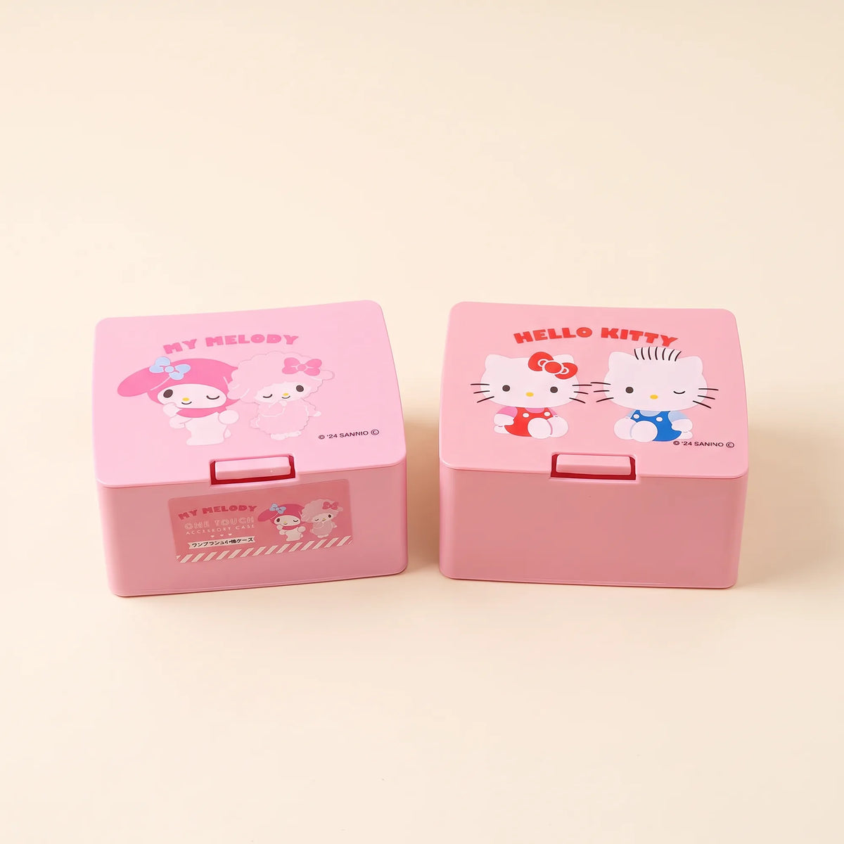 Boîte de rangement à clapet Sanrio Characters, vue studio