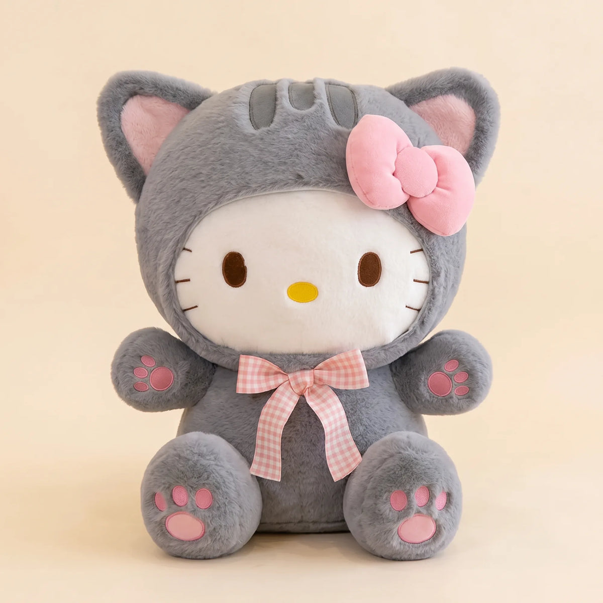 Peluche Hello Kitty chat gris à nœud vichy, 20 à 60 cm, vue studio